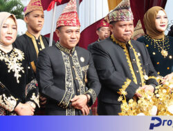 Paripurna HUT Ke-19, Ketua DPRD Dorong Pemkab Tingkatkan Pembangunan 