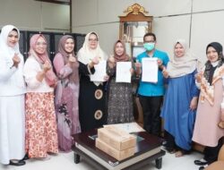 Penyerahan Bantuan Alat  Kesehatan Dan MOU Bersama RSHD Kota Bengkulu