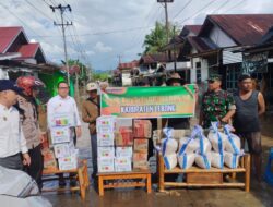 Bentuk Tanggung Jawab Sosial,Bank Bengkulu Salurkan Bantuan Sembako Pada Korban Banjir di KEc.Lebong Sakti